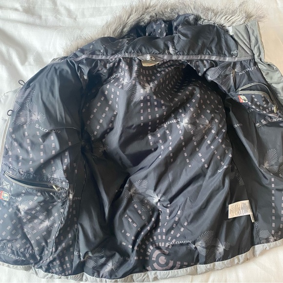 Salomon quilted down puffer coat. Really warm, gently used. Size xs - Picture 4 of 6